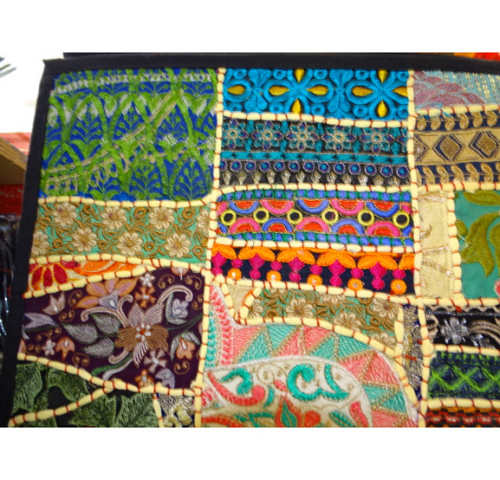 cover 40x40 cm in old Gujarat fabrics - 470