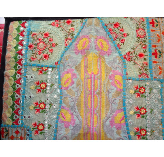 rivestimento 40x40 cm in vecchi tessuti del Gujarat - 498