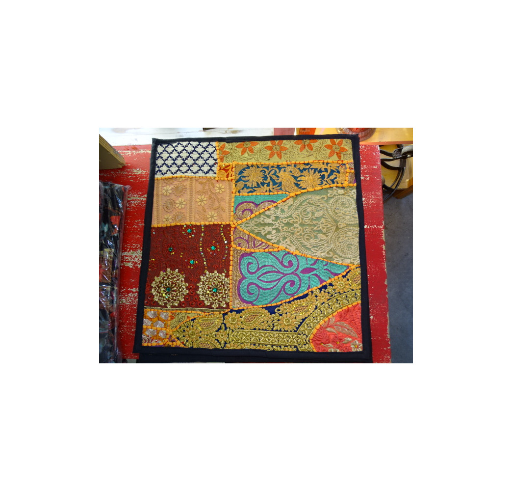 rivestimento 40x40 cm in vecchi tessuti del Gujarat - 504