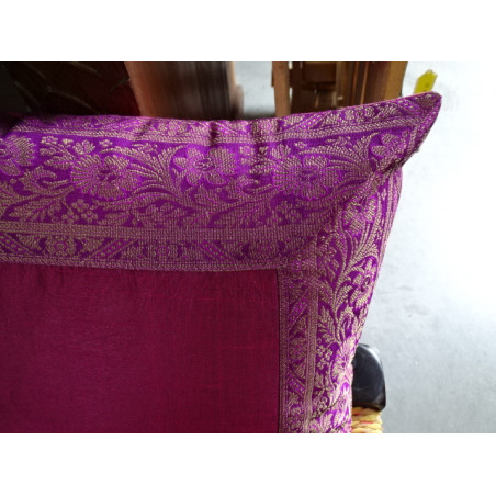cushion cover 40x40 fuchsia taffeta with brocade edge