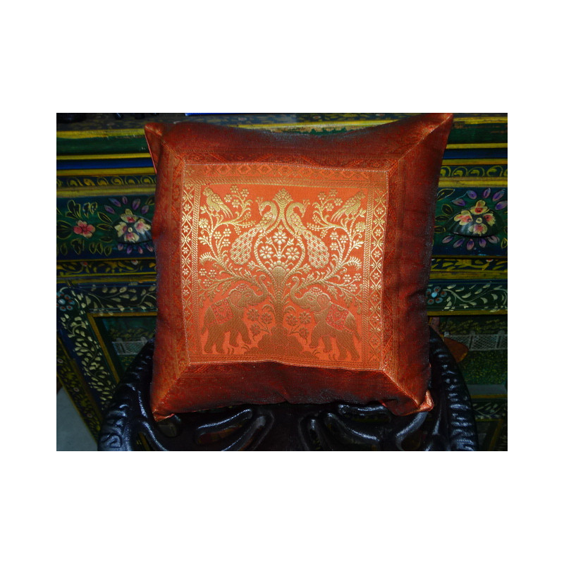 Cushion cover 2 elephants in orange color with a brocade edge