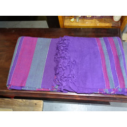 Dessus de lit indien de couleur vert violet et fushia