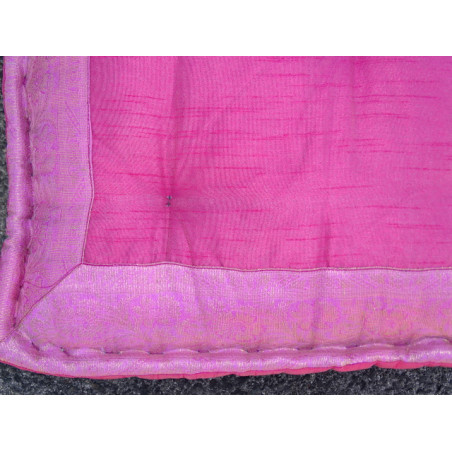 Vloerkussen 57x57 cm roze brokaat randen