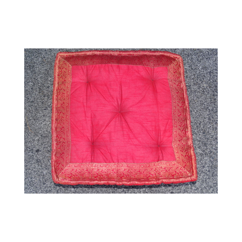 Cushion of Floor red brocade edges