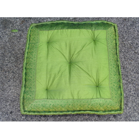 cuscino Piano verde chiaro bordi di broccato