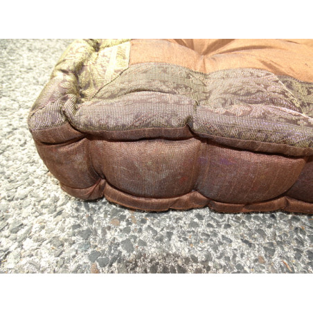 Cojín borde brocado de chocolate marrón 57x57 cm