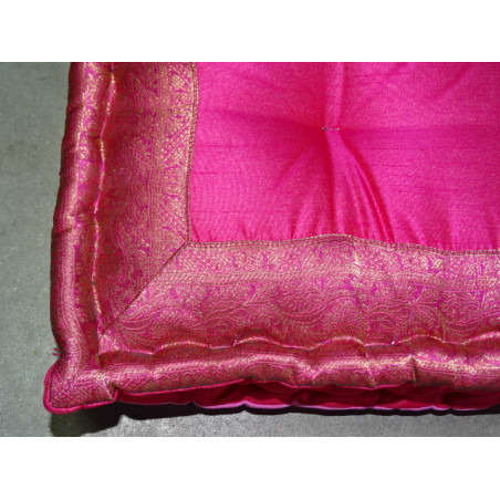 Cojín de suelo bordes brocado rosa 57x57 cm