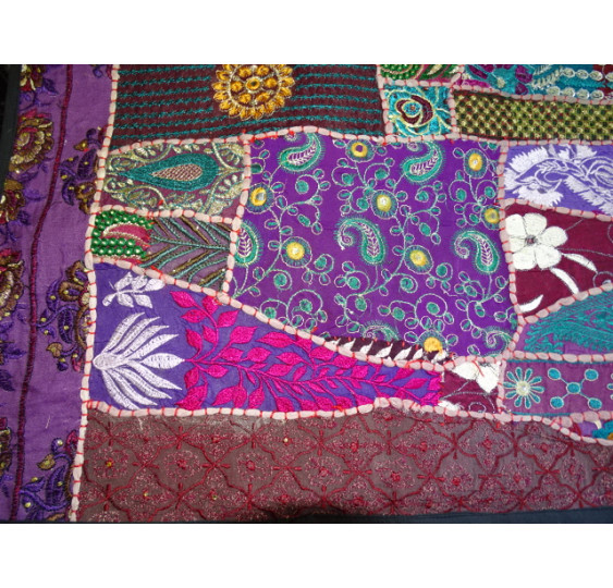 Gujarat cushion cover in 60x60 cm - 235