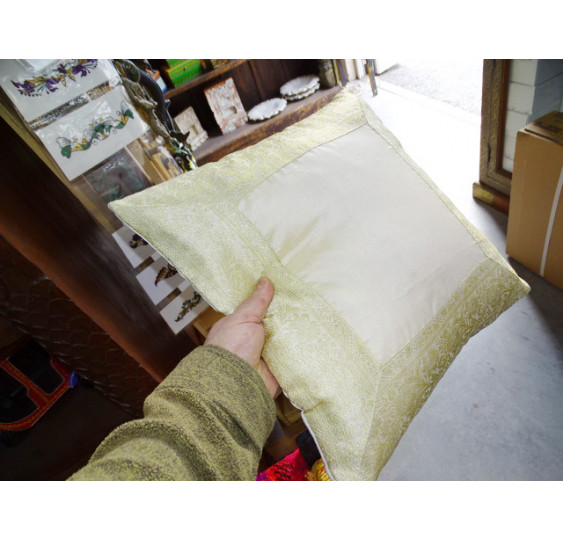 cushion cover 40x40 beige taffeta with brocade edge